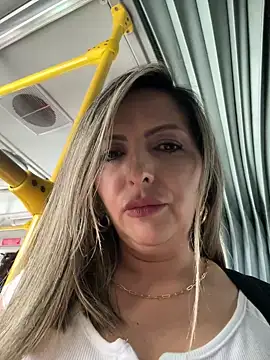 Snapshot of _Abril-Office1 chatting on 19, 12, 2024 Abril-Office1 online show from 19, 12, 2024