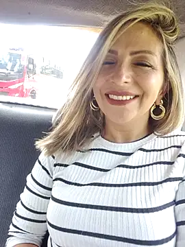 Snapshot of _Abril-Office1 chatting on 4, 2, 2025 Abril-Office1 online show from 4, 2, 2025