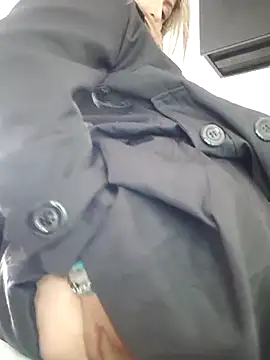 Snapshot of _Abril-Office1 chatting on 19, 2, 2025 Abril-Office1 online show from 19, 2, 2025