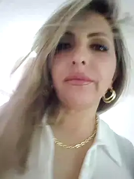 Snapshot of _Abril-Office1 chatting on 24, 2, 2025 Abril-Office1 online show from 24, 2, 2025