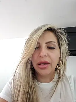 Snapshot of _Abril-Office1 chatting on 28, 2, 2025 Abril-Office1 online show from 28, 2, 2025