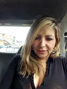 Snapshot of _Abril-Office1 chatting on 13, 3, 2025 Abril-Office1 online show from 13, 3, 2025