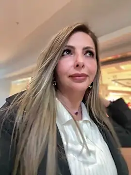 Snapshot of _Abril-Office1 chatting on 7, 1, 2026 Abril-Office1 online show from 7, 1, 2026