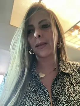 Snapshot of _Abril-Office1 chatting on 14, 1, 2026 Abril-Office1 online show from 14, 1, 2026