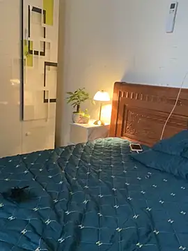 Ruby bear online show from 24, 2, 2025