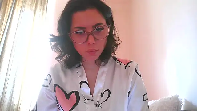 LovelyJulliette online show from 22, 10, 2025