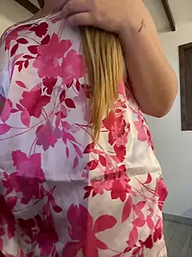 Snapshot of natashasweet chatting on 26, 12, 2024 natashasweet online show from 26, 12, 2024