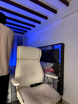 Snapshot of natashasweet chatting on 24, 9, 2025 natashasweet online show from 24, 9, 2025