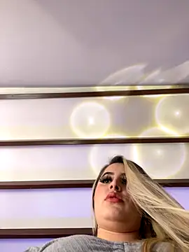 Snapshot of natashasweet chatting on 18, 10, 2025 natashasweet online show from 18, 10, 2025