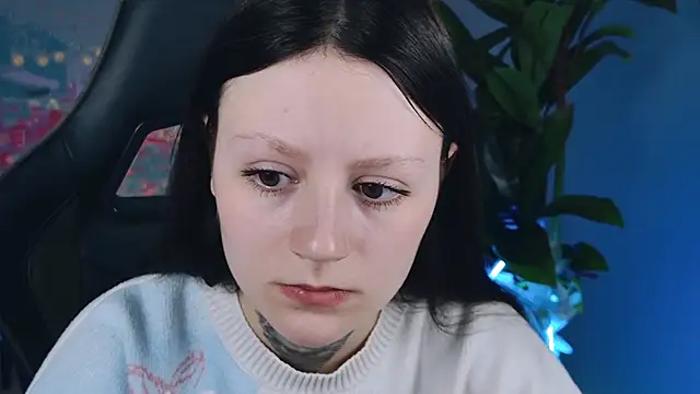 Snapshot of VeliraBraitberg chatting on 5, 12, 2024 VeliraBraitberg online show from 5, 12, 2024