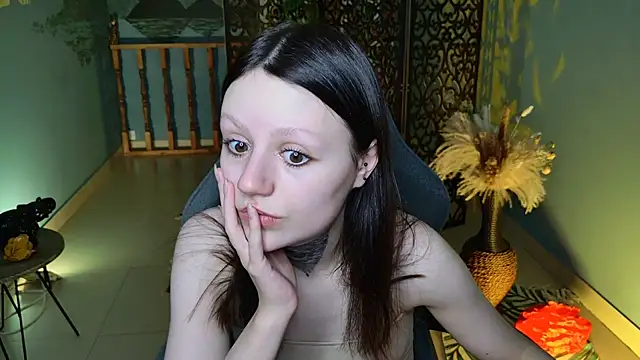 Snapshot of VeliraBraitberg chatting on 21, 12, 2024 VeliraBraitberg online show from 21, 12, 2024