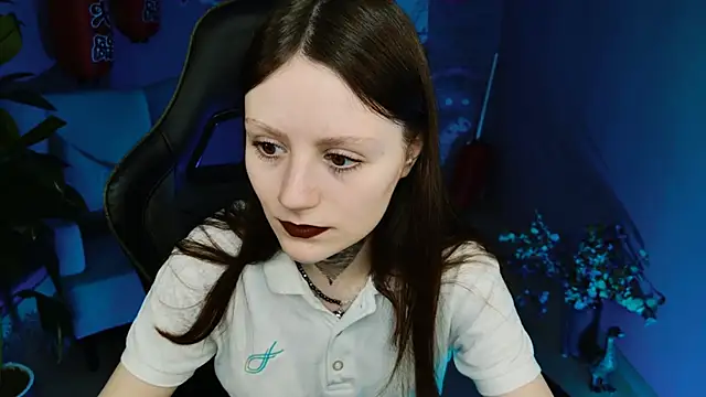 Snapshot of VeliraBraitberg chatting on 7, 3, 2025 VeliraBraitberg online show from 7, 3, 2025