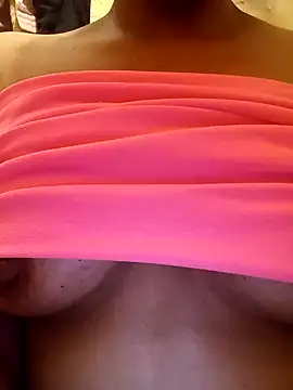 Snapshot of Blueecherry chatting on 11, 12, 2024 Blueecherry online show from 11, 12, 2024