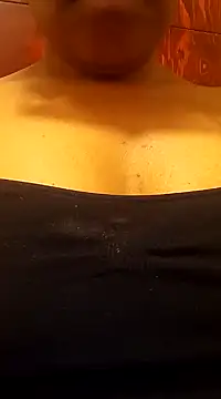 Snapshot of Blueecherry chatting on 2, 3, 2025 Blueecherry online show from 2, 3, 2025