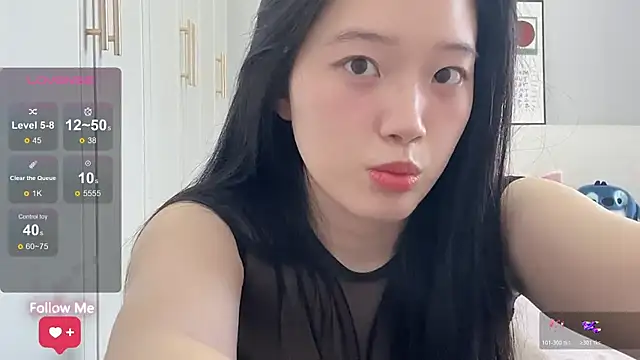 Snapshot of rose-u chatting on 19, 4, 2026 rose-u online show from 19, 4, 2026