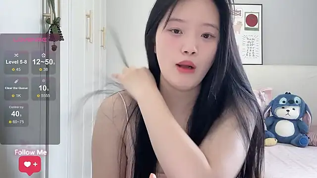Snapshot of rose-u chatting on 26, 4, 2026 rose-u online show from 26, 4, 2026