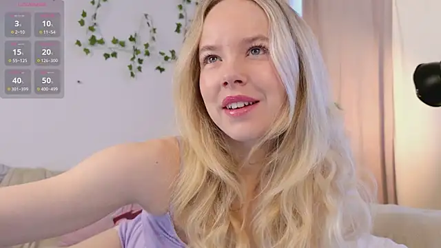 Snapshot of milly_shy chatting on 27, 4, 2026 milly shy online show from 27, 4, 2026