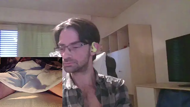 Snapshot of Drmoriarty07 chatting on 15, 12, 2024 Drmoriarty07 online show from 15, 12, 2024