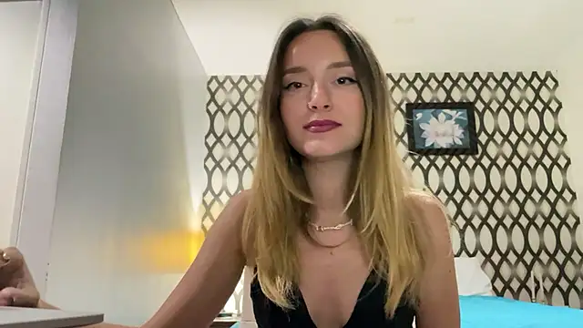 SirenaBelle online show from 16, 2, 2025