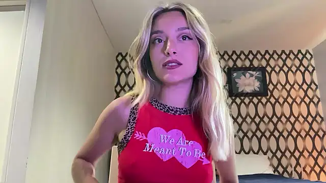 SirenaBelle online show from 16, 3, 2025