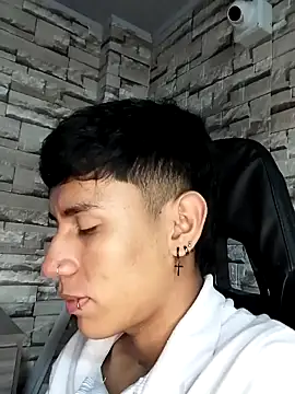 Levin Hikaru online show from 3, 3, 2025