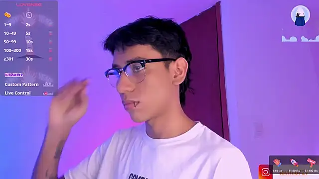 Snapshot of Levin_Hikaru chatting on 19, 1, 2026 Levin Hikaru online show from 19, 1, 2026