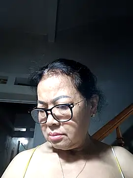 Snapshot of Hotestlove chatting on 21, 4, 2026 Hotestlove online show from 21, 4, 2026