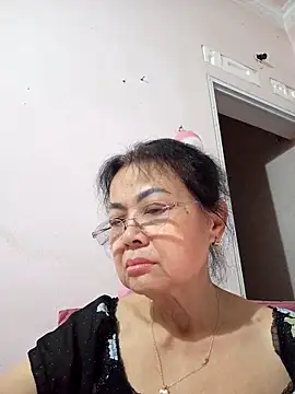 Snapshot of Hotestlove chatting on 7, 5, 2026 Hotestlove online show from 7, 5, 2026