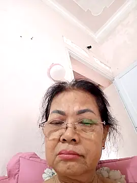 Snapshot of Hotestlove chatting on 8, 5, 2026 Hotestlove online show from 8, 5, 2026