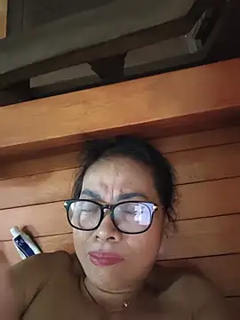 Snapshot of Hotestlove chatting on 24, 5, 2026 Hotestlove online show from 24, 5, 2026