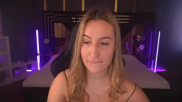 LiaBrazzerr online show from 27, 2, 2025