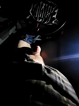 Crackkers online show from 13, 2, 2025