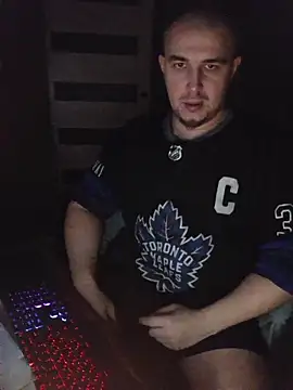 Foxyshaved online show from 3, 2, 2026