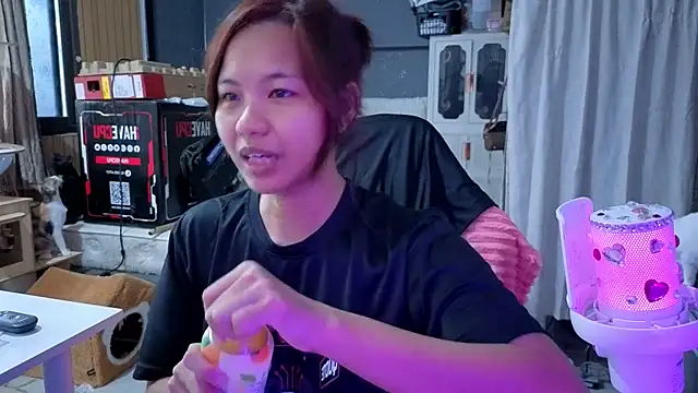 Snapshot of Kana_G chatting on 30, 4, 2026 Kana G online show from 30, 4, 2026