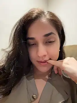 Snapshot of CuteeRose chatting on 16, 7, 2026 CuteeRose online show from 16, 7, 2026