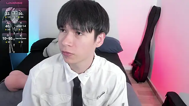 Snapshot of Aventure_Twinks chatting on 11, 7, 2026 Aventure Twinks online show from 11, 7, 2026