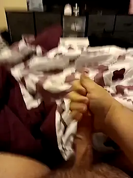 Snapshot of guy454518 chatting on 1, 11, 2025 guy454518 online show from 1, 11, 2025