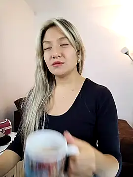 Snapshot of valeriahunter1 chatting on 17, 12, 2024 valeriahunter1 online show from 17, 12, 2024