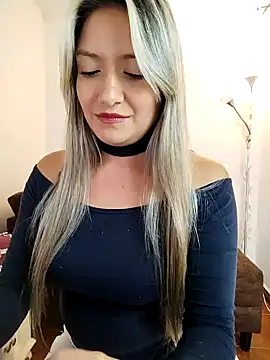 Snapshot of valeriahunter1 chatting on 17, 1, 2025 valeriahunter1 online show from 17, 1, 2025