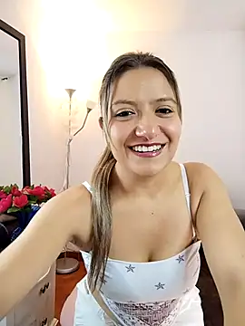 Snapshot of valeriahunter1 chatting on 24, 10, 2025 valeriahunter1 online show from 24, 10, 2025