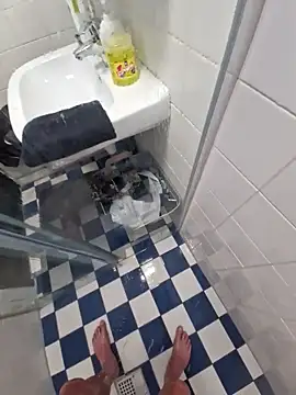 hornyman18cm39 online show from 18, 4, 2026