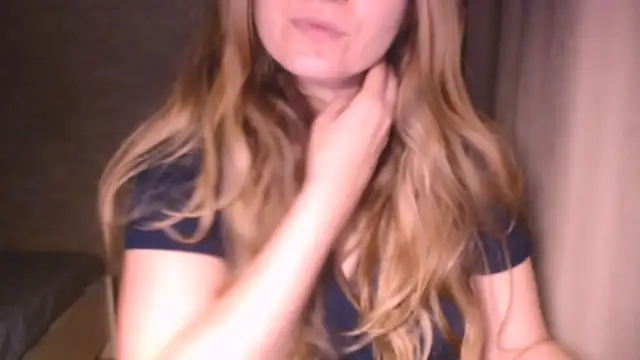 Snapshot of fiona_cute_2 chatting on 28, 9, 2025 fiona cute 2 online show from 28, 9, 2025