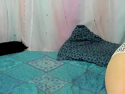 aliissa more online show from 4, 2, 2026