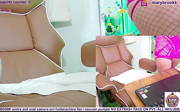 MaryBrook1 online show from 5, 4, 2026