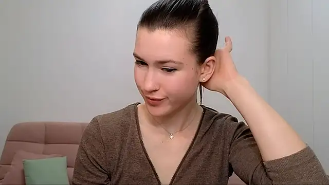 AliciaNewell online show from 18, 1, 2025