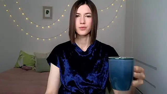 Snapshot of AliciaNewell chatting on 14, 7, 2026 AliciaNewell online show from 14, 7, 2026