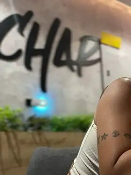 Snapshot of Emilia_Bakerr chatting on 20, 12, 2024 Emilia Bakerr online show from 20, 12, 2024