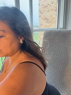 MrsFoucher online show from 18, 3, 2025