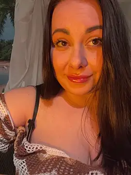 DaisyStreet online show from 15, 4, 2026