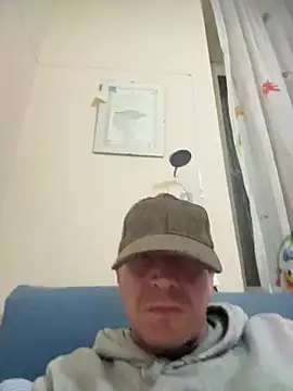 maurix9111 online show from 5, 4, 2026